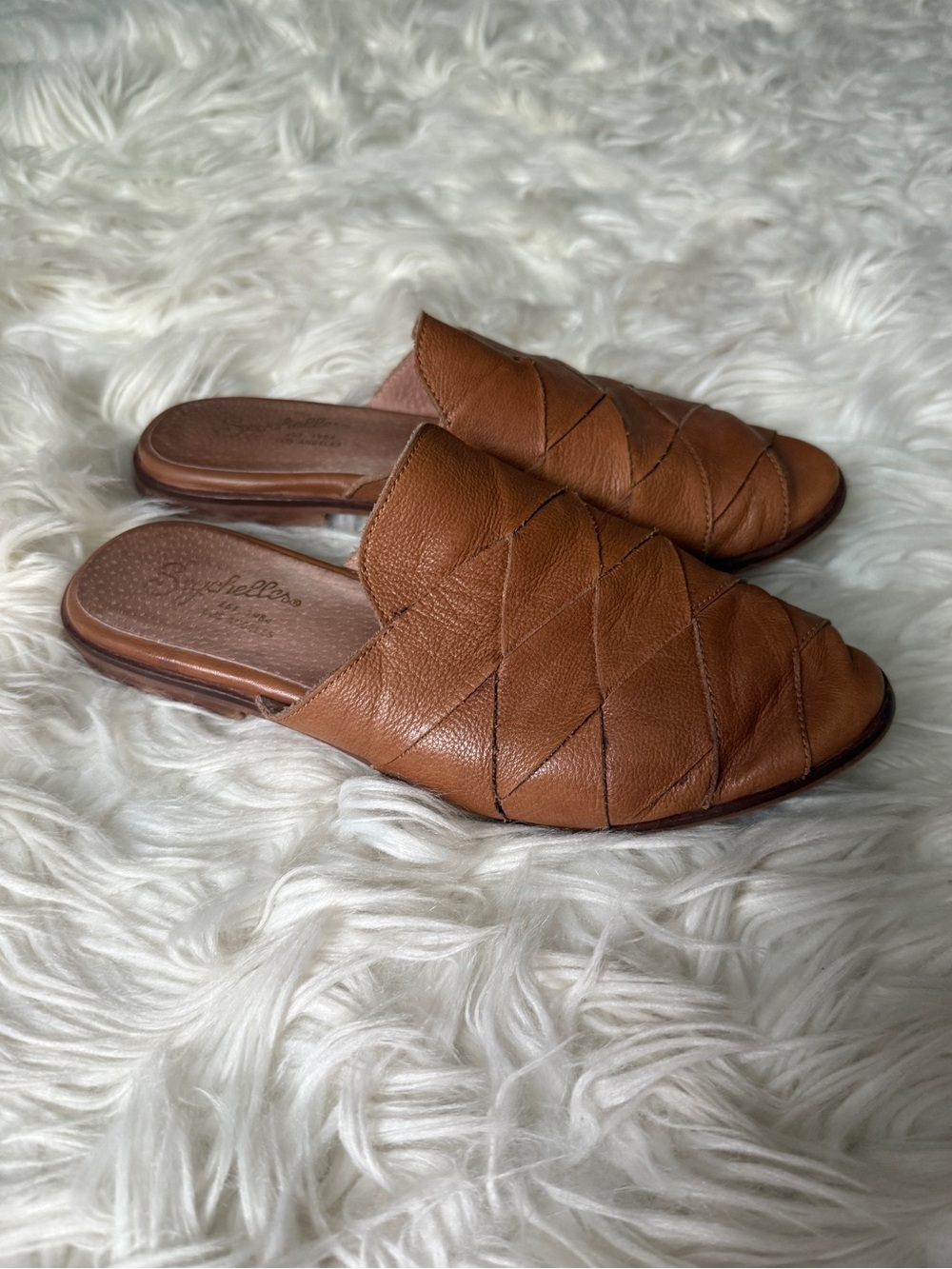 Seychelles Tan Leather Woven Mules - Picture 3 of 9